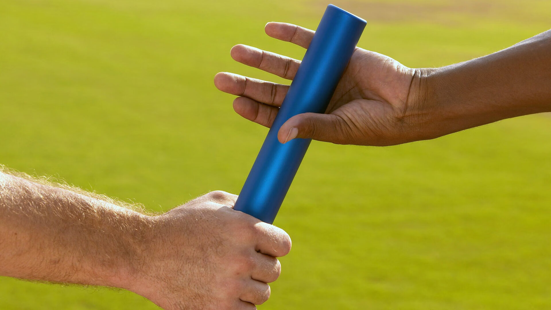 史上最“炫炸”的三分表演:库里在对阵雷霆比赛中投出六个连续三分球!